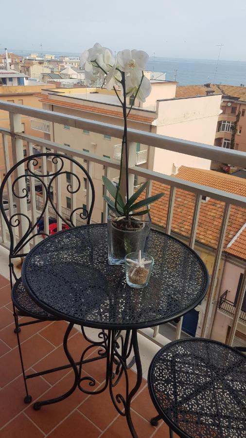 Dimora Brezza Di Mare Apartment แตร์โมลิ ภายนอก รูปภาพ
