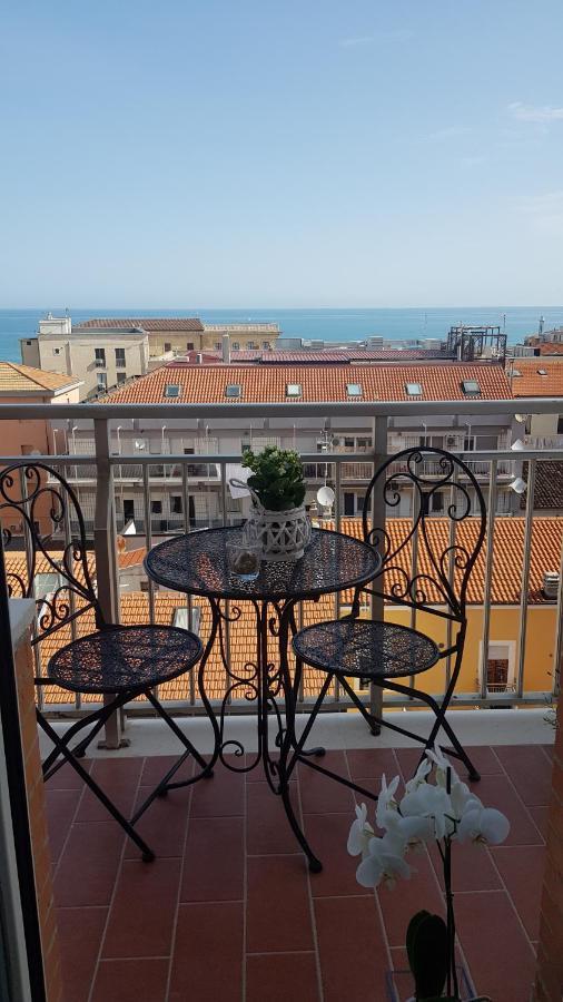 Dimora Brezza Di Mare Apartment แตร์โมลิ ภายนอก รูปภาพ