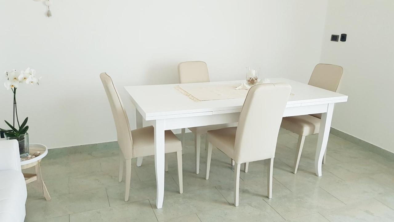 Dimora Brezza Di Mare Apartment แตร์โมลิ ภายนอก รูปภาพ